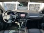 Renault Megane Estate 1.3 TCe Business Edition One Airco Cruise control Trekhaak 1700kg trekgewicht Parkeersensoren voor en achter Telefoonverbinding Stuurwielbediening 5-Persoons Navigatiesysteem Elektrische stoelen Leder