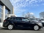 Renault Megane Estate 1.3 TCe Business Edition One Airco Cruise control Trekhaak 1700kg trekgewicht Parkeersensoren voor en achter Telefoonverbinding Stuurwielbediening 5-Persoons Navigatiesysteem Elektrische stoelen Leder