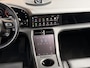 Porsche Taycan 4S Performance 93 kWh 490Pk! Panodak / Luchtvering / Sport Chrono / Bose / Leer / PPF Front / Dealer onderhouden
