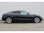 Audi A5 Sportback 1.8 TFSI Adrenalin S-line | Incl. 12 maanden garantie | Cruise control | Afneembare trekhaak | Climate control | Parkeersensoren | Bluetooth |