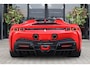 Ferrari SF90 Spider 4.0 V8 Carbon in/ex, Lift, Airbrushed Shields, Pass. display, JBL