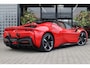 Ferrari SF90 Spider 4.0 V8 Carbon in/ex, Lift, Airbrushed Shields, Pass. display, JBL