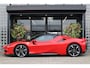 Ferrari SF90 Spider 4.0 V8 Carbon in/ex, Lift, Airbrushed Shields, Pass. display, JBL