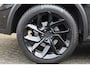 Lynk & Co 01 1.5 261PK! 6.6Kwh LADEN! FULL BLACKLINE! 360-CAMERA PANO/SCHUIF INFINITY DAB NAVI CARPLAY CAMERA STOELVERWARMING ELEK.ACHTERKLEP 20"LMV