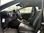 Toyota Auris 1.8 Hybrid Active DEALER GARANTIE Camera / Stoelverwarming / Navigatie