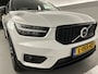 Volvo XC40 1.5 T5 Recharge R-Design Exp/Pano/Trekh/19"/El stoelen/BTW
