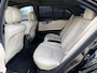 Mercedes-Benz S-klasse 600 V12 Lang AMG Facelift UNIEKE AUTO/TOPCONDITIE/VOLLEDIG MERCEDES DEALER HISTORIE/PANO-SCHUIFDAK/NACHTZICHT/MASSAGE+VENTILATIE/DISTRONIC/LANE-ASSIST/CAMERA/HARMAN&KARDON/20"AMG/YOUNGTIMER/BTW-AUTO
