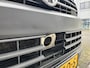 Volkswagen Transporter Kombi 2.0 TDI L2H1 150pk BPM/ BTW vrij 9-Persoons Euro 6 Airco Cruise control Navigatiesysteem Telefoonverbinding Apple carplay 1e eigenaar Trekhaak 2500kg trekgewicht 1e eigenaar Euro 6 Ex overheidsauto