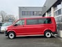 Volkswagen Transporter Kombi 2.0 TDI L2H1 150pk BPM/ BTW vrij 9-Persoons Euro 6 Airco Cruise control Navigatiesysteem Telefoonverbinding Apple carplay 1e eigenaar Trekhaak 2500kg trekgewicht 1e eigenaar Euro 6 Ex overheidsauto