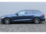 Volvo V60 2.0 T6 Plug-in hybrid AWD Plus Dark | Lichtmetalen Velgen 18" | Electronic Climate Controle |  Voorstoelen + Stuurwiel Verwarmd En Elektrische Lendesteunen | Achterbank Verwarmd  | Keyless Entry | Keyless Start | Google Navigatiesysteem |