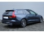Volvo V60 2.0 T6 Plug-in hybrid AWD Plus Dark | Lichtmetalen Velgen 18" | Electronic Climate Controle |  Voorstoelen + Stuurwiel Verwarmd En Elektrische Lendesteunen | Achterbank Verwarmd  | Keyless Entry | Keyless Start | Google Navigatiesysteem |