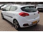 Kia Ceed cee'd 1.6 GDI Business Pack Navigatie, Camera, Climate control, Trekhaak, Cruise control, Elektrische ramen