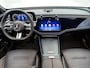 Mercedes-Benz E-klasse Estate 300 e Sport Edition | Premium | Nightpakket | Lederpakket | Rijassistentiepakket Plus | Trekhaak | Panoramaschuifdak | 20 inch AMG velgen | Stoelventilatie voor | 360°-camera | Burmester® 4D sound system |