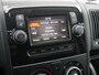 Peugeot Boxer 333 2.2 BlueHDi 140pk L2H2 Premium | 3-Zits | Navigatie | Achteruitrijcamera | Airco | Laadruimte betimmerd | Cruise control | Comfort Stoel | Parkeersensoren