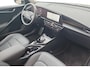 Kia Niro EV ExecutiveLine 64.8 kWh | Trekhaak | Stoel verwarming en ventilatie | Dodehoek detectie | Schuifdak | Navigatie | Parkeercamera | Elektrisch bedienbare voorstoelen |