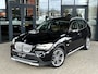 BMW X1 XDRIVE28I EXE. AUT. LEDER - PANO - TREKH. - ORG. NL.