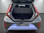 Toyota Aygo X Hybrid 115 Black Edition | Stoelverwarming | Park. Sensoren | AC