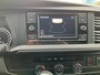 Volkswagen Transporter T6 - 150 pk L2H1 DC LMV, bumpers in kleur, trekhaak, PDC