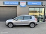 Peugeot 2008 1.2 PureTech Urban Cross