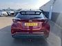 Toyota C-HR 1.8 Hybrid Style CVT Automaat Schitterende Nederlandse C-Hr voorzien van o.a.: Trekhaak, Navigatie, Climate Control, Cruise Crontrol, Dode hoek detectie, Parkeerhulp Camera, Parelmoerlak