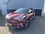 Toyota C-HR 1.8 Hybrid Style CVT Automaat Schitterende Nederlandse C-Hr voorzien van o.a.: Trekhaak, Navigatie, Climate Control, Cruise Crontrol, Dode hoek detectie, Parkeerhulp Camera, Parelmoerlak