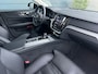 Volvo V60 Cross Country 2.0 B5 AWD Pro | Trekhaak | HU-Display | Pano | 360 camera | Black pakket | Polestar tuning | Harman/Kardon |