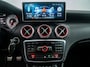 Mercedes-Benz A-klasse 200 AMG Pakket 176 Pk Camera/Memory