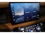 Land Rover Defender 110 2.0 P400e 110 X / Panoramadak / Elektr. verstelbare voorstoelen + memory / Matrix LED / Rondomzichtcamera / HUD / Koelkast in armleuning / Head-up / Apple Carplay - Android Auto / Stoelkoeling & verwarming / Luchtvering / Meridian Surround Sound / Elektr. wegklapbare trekhaak / Stuurwiel verwarmd / 20'' LMV / Camera in binnenspiegel