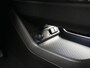 Toyota Urban Cruiser Executive 61 kWh | Stuur en Stoelverwarming | Parkeersensoren V+A | Navigatie