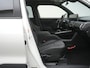 Toyota Urban Cruiser Executive 61 kWh | Stuur en Stoelverwarming | Parkeersensoren V+A | Navigatie