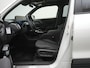 Toyota Urban Cruiser Executive 61 kWh | Stuur en Stoelverwarming | Parkeersensoren V+A | Navigatie