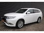 Mitsubishi Outlander 2.4 PHEV Intense+ ** Opendak, Dealer O.H, Trekhaak