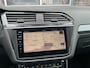 Volkswagen Tiguan 2.0 TDI 4M. 240PK R-LINE DSG - LEDER - PANO - TREKH.