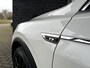 Volkswagen Tiguan 2.0 TDI 4M. 240PK R-LINE DSG - LEDER - PANO - TREKH.