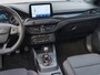 Ford Focus 1.0 ST Line | Trekhaak | Pano | Cruise Control | Carplay | Climate Control | Achteruitrijcamera | Airco (automatisch) | Cruise control