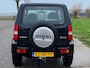 Suzuki Jimny 1.3 JX 2WD 3-Drs Stuurbekrachtiging Audio-CD/MP3 Leder 2 x airbag LMV 15" Colorpakket Trekhaak Dealeronderhoud Nw Apk