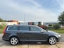 Volvo V70 1.6 T4 Momentum Automaat ECC Audio/CD Navigatie LMV 17" Leder ABS ESP Cruisecontrol PDC ASR Dealeronderhoud Nieuwe Apk!