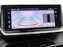 Peugeot 2008 1.2 Hybrid Allure 145pk Automaat | Adaptieve Cruise Control | Stoelverwarming | Camera Voor + Achter | LED | 17"LMV | Dodehoekdetectie | Apple Carplay/Android Auto |