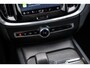 Volvo V60 2.0 B3 Essential Edition | Leder | Adaptieve Cruise Control | Sport Pack | 19" Black Edition Velgen | Stoelverwarming | Park Assist |