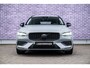 Volvo V60 2.0 B3 Essential Edition | Leder | Adaptieve Cruise Control | Sport Pack | 19" Black Edition Velgen | Stoelverwarming | Park Assist |