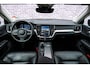 Volvo V60 2.0 B3 Essential Edition | Leder | Adaptieve Cruise Control | Sport Pack | 19" Black Edition Velgen | Stoelverwarming | Park Assist |
