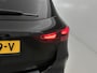 Mercedes-Benz GLA 250 e AMG Plug-In Hybride | Trekhaak | AMG Line | Panoramadak | Parkeerpakket met 360°-camera | Distronic | Stuur en Stoelverwarming. Inclusief 24 maanden MB Certified garantie voor Europa.