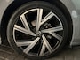 Volkswagen Golf 1.5 eTSI R Line Pano|HuD|H/K|Keyles|IQ|Camera