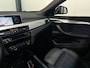 BMW X2 SDrive18i Executive M Sport Automaat / Panorama dak / Lederen interieur / Navigatie full map / Camera / Cruise control