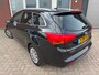 Kia Ceed Cee'd Sportswagon 1.6 GDI BusinessLine / Navi / Camera / PDC / LED / Clima