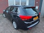 Kia Ceed Cee'd Sportswagon 1.6 GDI BusinessLine / Navi / Camera / PDC / LED / Clima