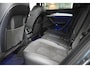 Audi Q5 55 TFSI e S-Line Quattro Competition | Luchtvering | Pano | B&O | Stoelmassage | Matrix Led | Afgevlakt Stuur | Virtual Cockpit | Alcantara | Dode Hoek | Ambient Sfeerverlichting+ | Zwenkbare Trekhaak | Camera | Keyless
