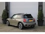 MINI Cooper S Mini 2.0 Chili JCW | Unieke Uitvoering | Pano | ACC | Camera | Stoelverwarming | Union Jack | Chester Malt Brown | Emerald Grey | John Cooper Works 192 PK