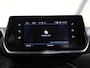 Peugeot 2008 130PK Active Pack | AppleCarPlay/AndroidAuto | Armsteun | Camera | Navigatie | Climate Control | Cruise Control | DAB Radio | LED | AUTOMAAT | LMV | Isofix | Parkeersensoren |