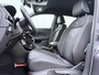 Volkswagen T-Cross 1.0 TSI R-Line | Matrix LED | 18" | Carplay | Parkeerhulp | ACC | Stoelverwarming |